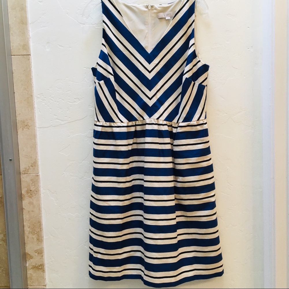 Loft | Chevron blue stripped dress